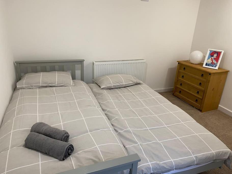 Modern 2 Bedroom Cottage Near Bike Park Wales. 梅瑟蒂德菲尔 外观 照片