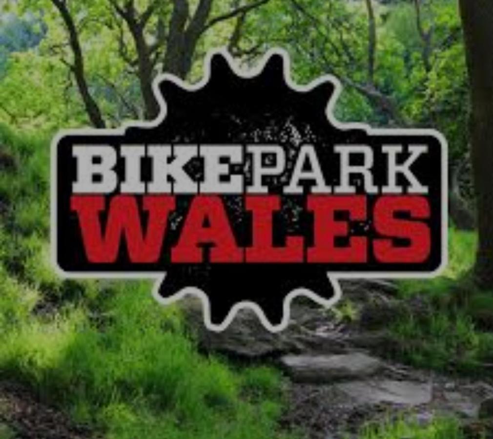Modern 2 Bedroom Cottage Near Bike Park Wales. 梅瑟蒂德菲尔 外观 照片